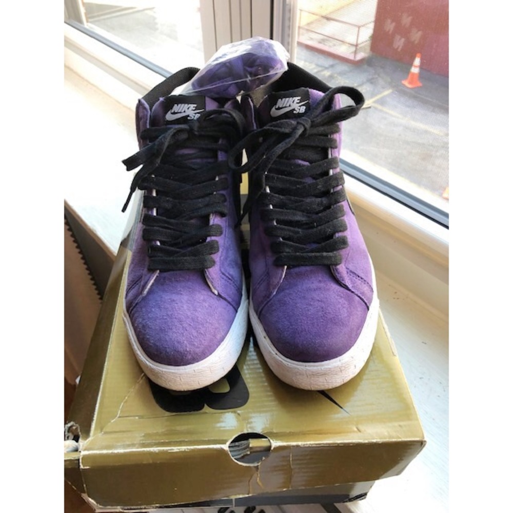 Nike SB Dunk Mid Pro Premium. Size 10.